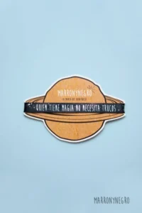 Producto: Pulsera Quien tiene magia no necesita trucos - Marronynegro