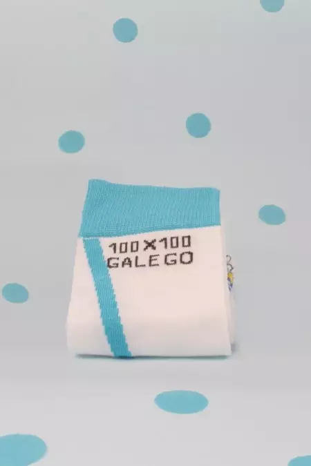 Producto: Calcetines 100×100 Galego - Marronynegro