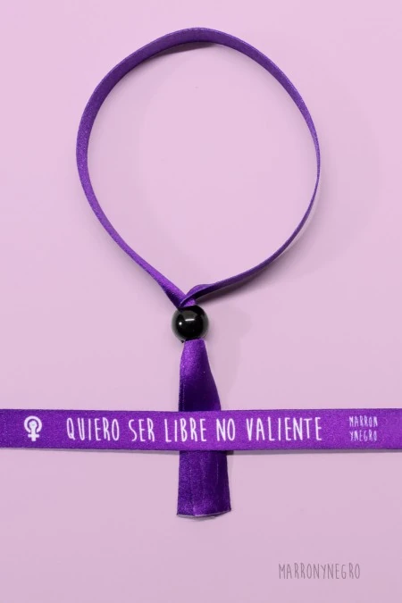 Producto: Pulsera «Quiero Ser Libre, No Valiente» - Marronynegro