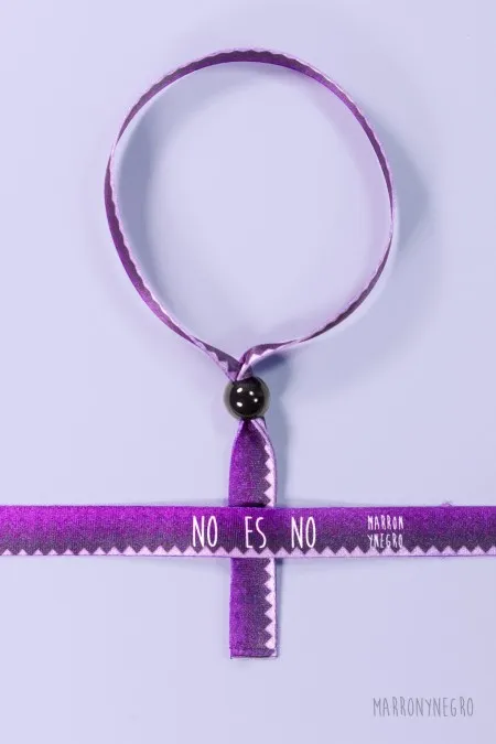 Producto: Pulsera «No es No» - Marronynegro