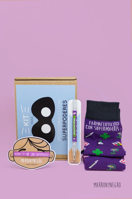 Producto: Pack Farmacéutico/a con superpoderes - Marronynegro