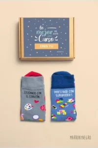 Producto: Pack 2 calcetines Educando con el corazón + Maestr@ con superpoderes - Marronynegro