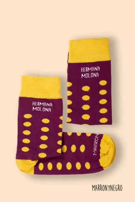 Producto: Calcetines Hermana Molona - Marronynegro