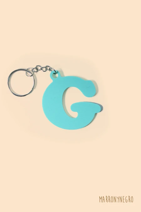 Producto: Llavero Inicial G - Marronynegro