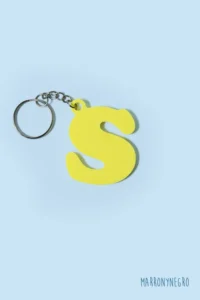 Producto: Llavero Inicial S - Marronynegro