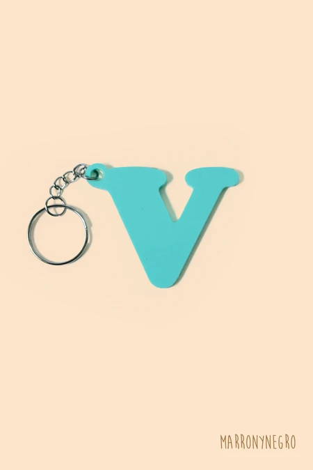 Producto: Llavero Inicial V - Marronynegro