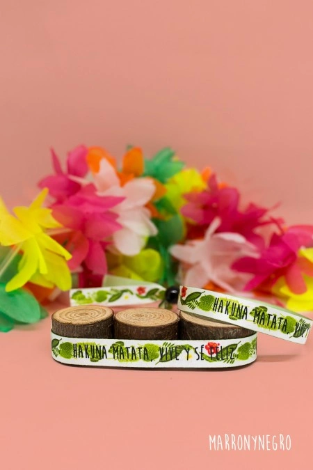 Producto: Pack Especial Alumnos: 10 pulseras Hakuna Matata - Marronynegro