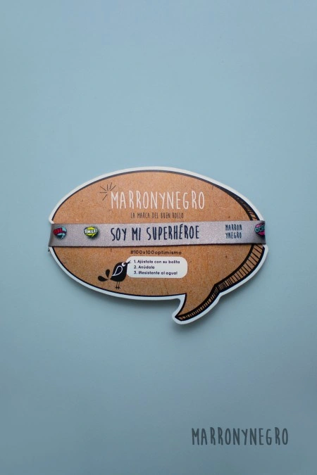 Producto: Pack Especial Alumnos: 20 pulseras Soy Mi Superhéroe - Marronynegro