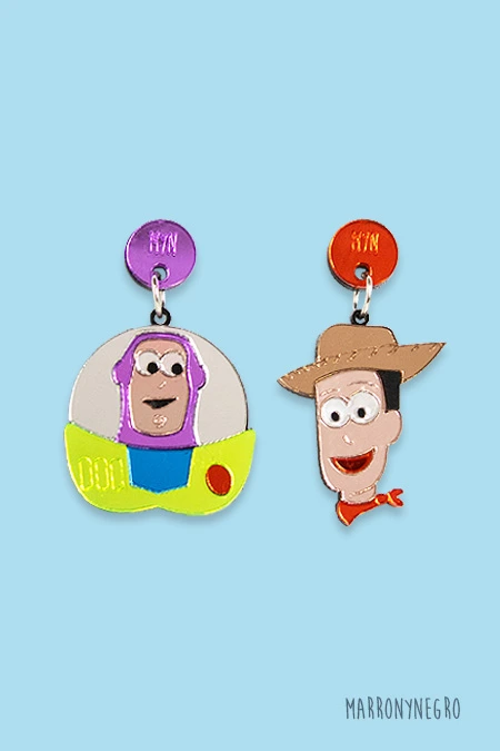 Producto: Pendientes Metacrilato Toy Story - Marronynegro