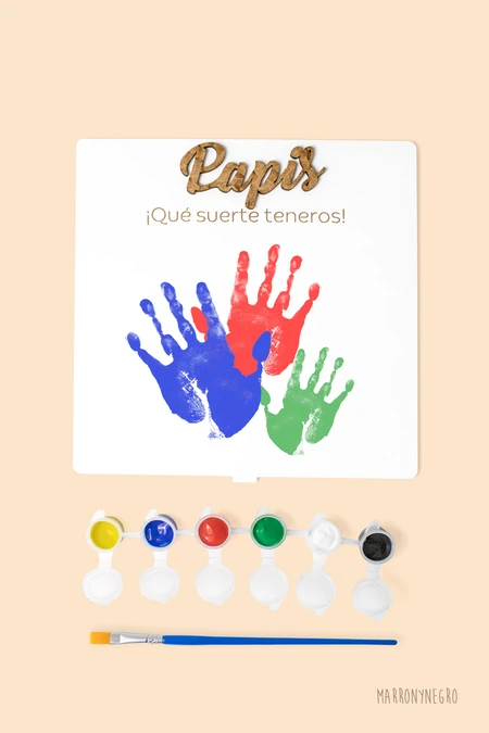 Producto: Cuadro Manitas Papis Qué Suerte Teneros - Marronynegro