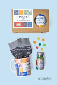 Producto: Pack Taza Profe Con Superpoderes - Marronynegro