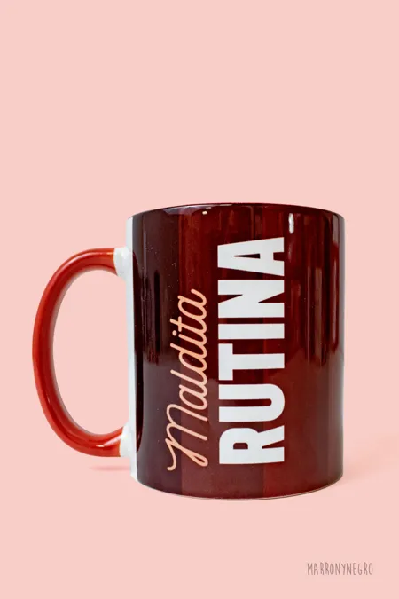 Producto: Taza Maldita Rutina - Marronynegro