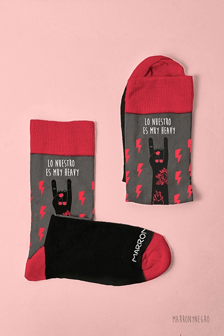 Producto: Calcetines Lo Nuestro Es Muy Heavy - Marronynegro