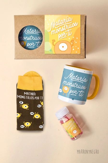 Producto: Pack Taza Mataría Monstruos por Ti - Marronynegro