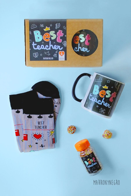Producto: Pack Taza Best Teacher - Marronynegro