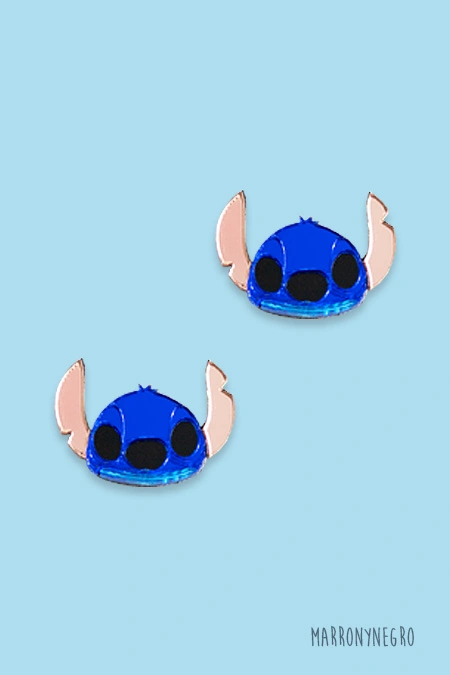 Producto: Pendientes mini Stich - Marronynegro