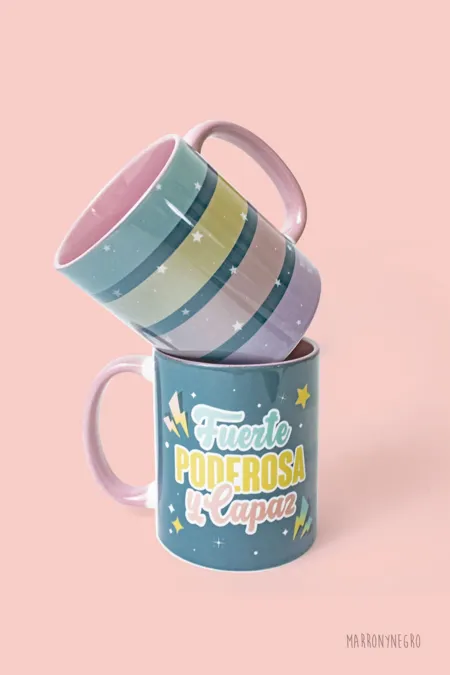 Producto: Taza Fuerte, Poderosa y Capaz - Marronynegro