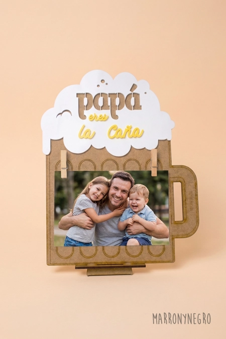 Producto: Portafotos Papá eres un partidazo - Marronynegro