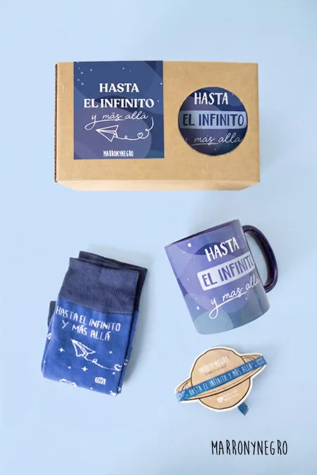 Producto: Pack Taza Hasta el Infinito y más Allá - Marronynegro