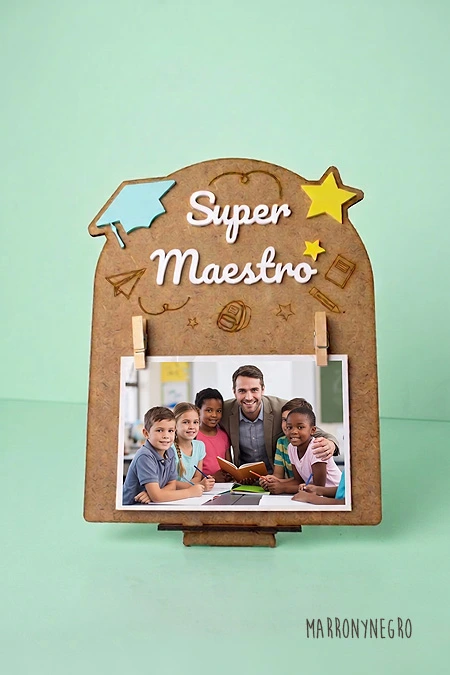 Producto: Portafotos Maestro con superpoderes - Marronynegro