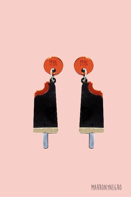 Producto: Pendientes Metacrilato Drácula - Marronynegro