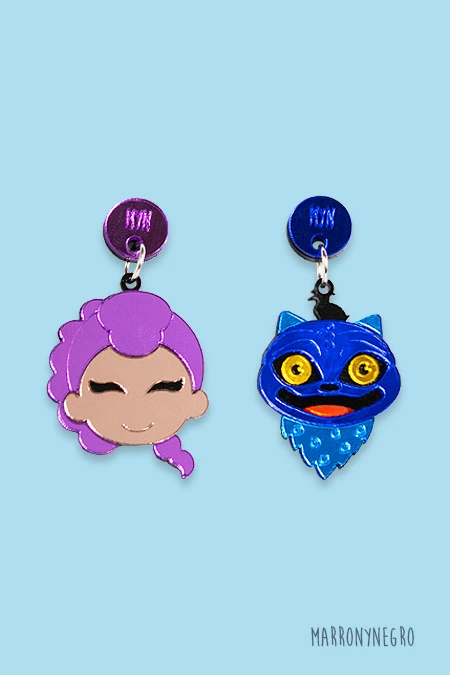 Producto: Pendientes Metacrilato Guerreras K-Pop - Marronynegro